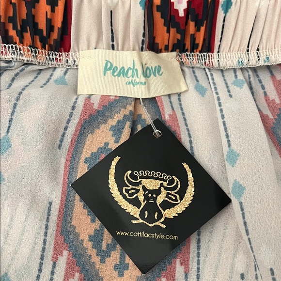 Peach Love California Off-Shoulder Blouse - Red and Cream - Picture 7 of 8